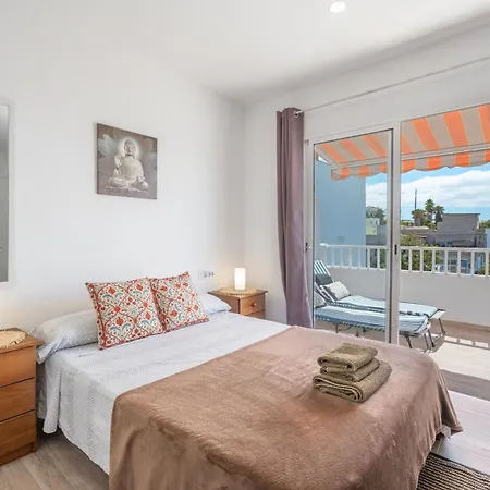Céntrico ático Con Terraza Privada Apartamento Arona (Tenerife)