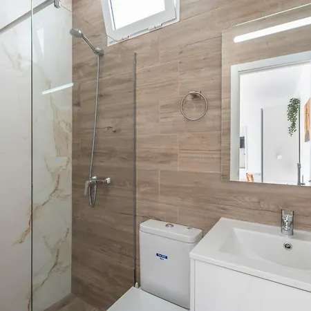 Céntrico ático Con Terraza Privada Apartamento Arona (Tenerife)