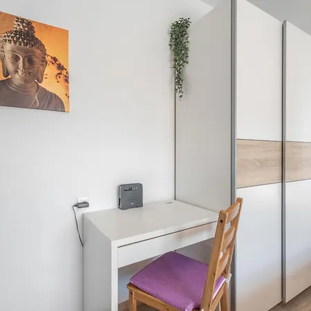 Apartamento Céntrico ático Con Terraza Privada *